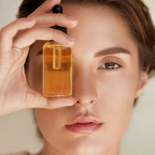 Λάμψη κι αντιγήρανση | Τα καλύτερα λάδια προσώπου για κάθε τύπο επιδερμίδας