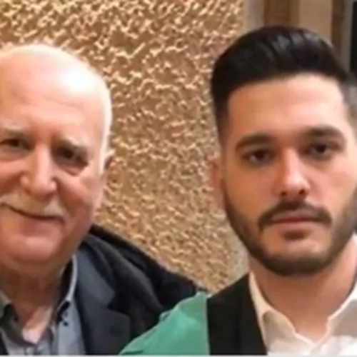 Ο Γιώργος Παπαδάκης σε σπάνια βραδινή έξοδο με το γιο του, Φοίβο