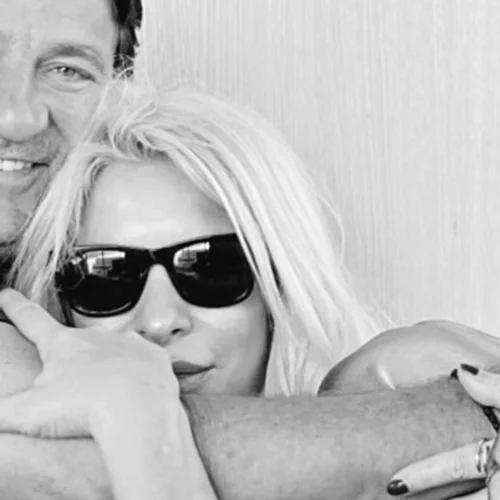 Χαρμόσυνα νέα για την Ελένη Μενεγάκη και τον Μάκη Παντζόπουλο