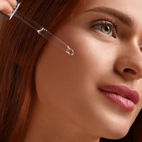 5 ισχυροί αντιγηραντικοί οροί για θεαματικά αποτελέσματα στις ρυτίδες