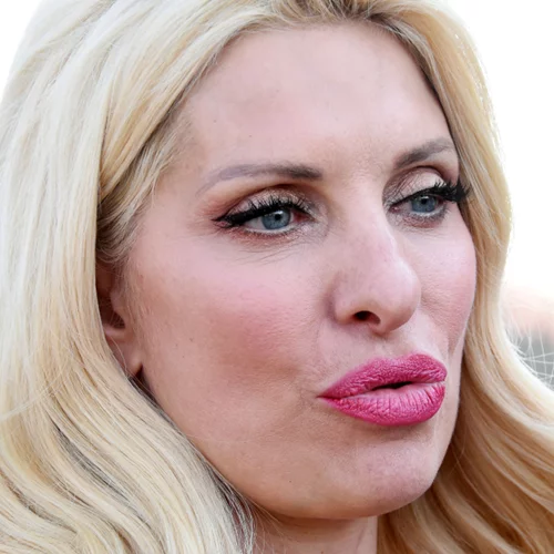 Ελένη Μενεγάκη | 'Δεν είναι εύκολο να συζητάς για το θάνατο'