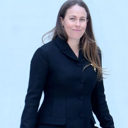 Εξόρμηση στη φύση για τη Nina Flohr | Το απλό γεύμα που απόλαυσε