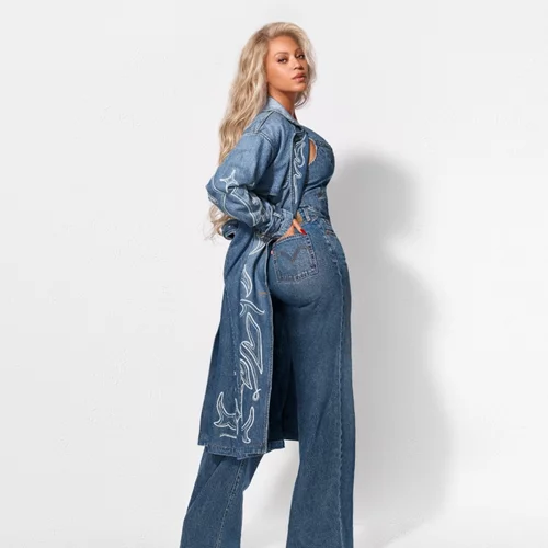 Beyoncé και Levi’s συνεργάζονται ξανά στο REIIMAGINE: Pool Hall
