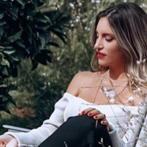 Τα μαγιό της Αθηνάς Οικονομάκου που θα θες να φορέσεις στην παραλία