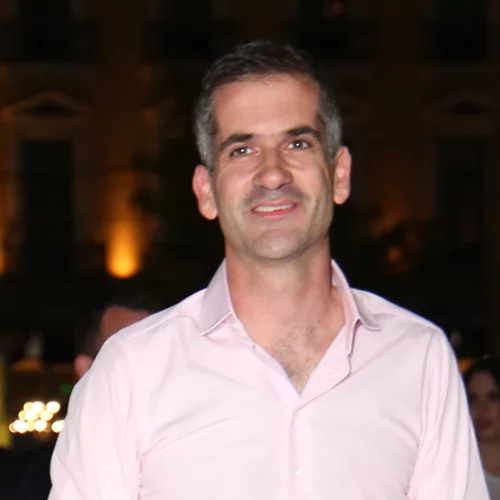 Κώστας Μπακογιάννης | Η σπάνια φωτογραφία με την κόρη του, Δανάη, με αφορμή τα γενέθλιά της