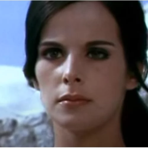 Ρετρό κλικ | Η Ελενα Ναθαναήλ με τον μεγάλο της έρωτα, Γιώργο Τσαγκάρη, σε νυχτερινή έξοδο στα '70s