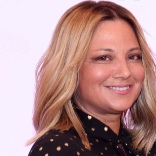 Η Νάνσυ Ζαμπέτογλου "έπαθε" Ιωάννα Μαλέσκου | Η μεγάλη αλλαγή στα μαλλιά της