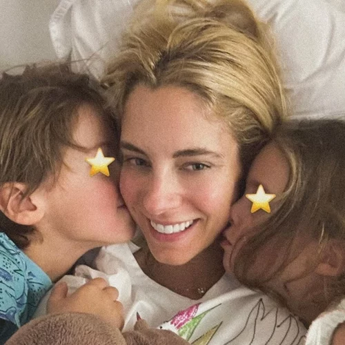 "Σαν τη μαμά και η κόρη" | Η Αναστασία Θεοδωρίδη σε νέα φωτογραφία από τη Δούκισσα Νομικού