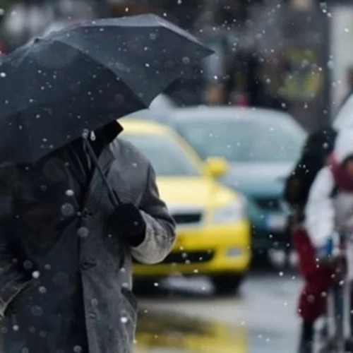 Συνεχίζεται ο "χειμώνας" | Τρίτη και Τετάρτη οι πιο κρύες μέρες - Πότε υποχωρούν τα φαινόμενα