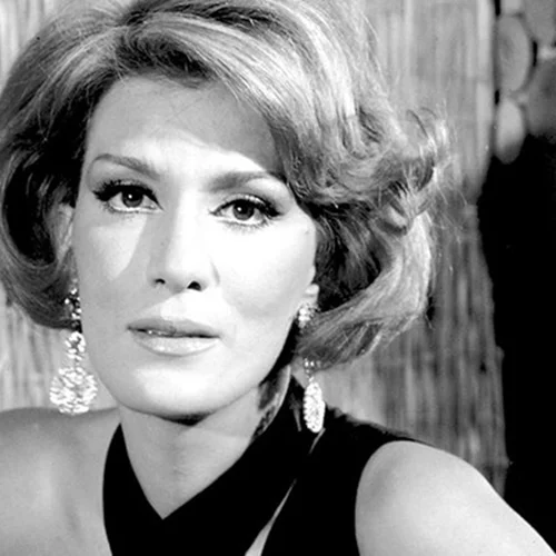 Μαίρη Χρονοπούλου: Το άγνωστο παρασκήνιο με το τραγούδι που "κατέστρεψε" την προσωπική της ζωή