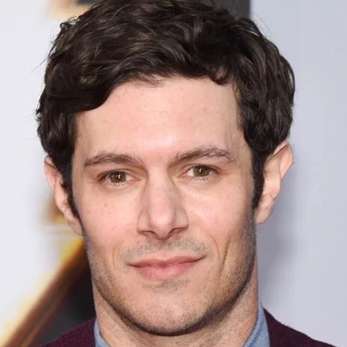 Adam Brody | Η θριαμβευτική επιστροφή του ηθοποιού που λάτρεψαν οι millennials