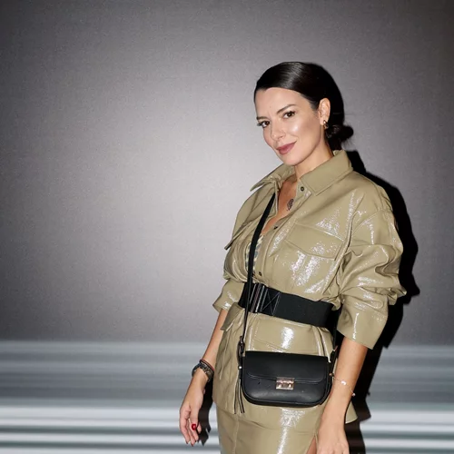 H Νικολέττα Ράλλη φόρεσε το πιο χαριτωμένο φορμάκι στο σκυλάκι της