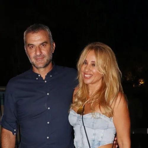 Η Γωγώ Μαστροκώστα φωτογραφίζει τον Τραϊανό Δέλλα | "Ο θρύλος μου"