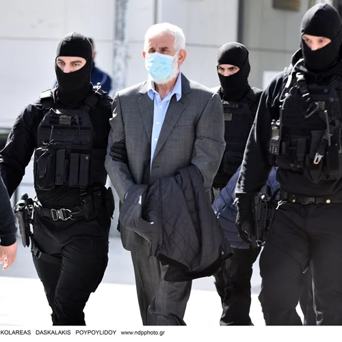 Στο σφυρί το εξοχικό του Πέτρου Φιλιππίδη στο Σοφικό Κορινθίας - Έκαναν "φτερά" τα σπίτια σε Ψυχικό και Κέρκυρα