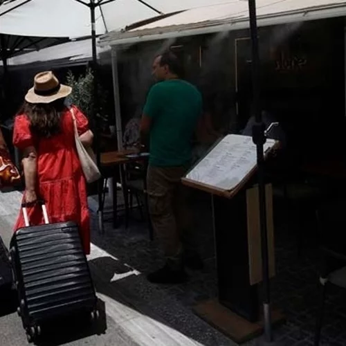 Κορυφώνεται το κύμα καύσωνα - Την Πέμπτη αισθητή πτώση της θερμοκρασίας σε όλη τη χώρα