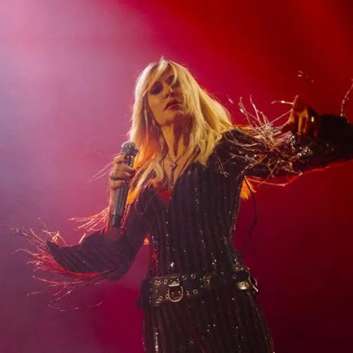 Γενέθλια επί σκηνής για την Άννα Βίσση | Η έκπληξη από τη Σοφία Καρβέλα και τα εγγόνια της