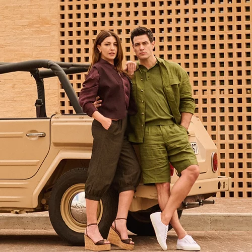 Η Έλενα Παπαρίζου και ο Κώστας Μαρτάκης πρωταγωνιστούν στη νέα SS25 καμπάνια της Haralas