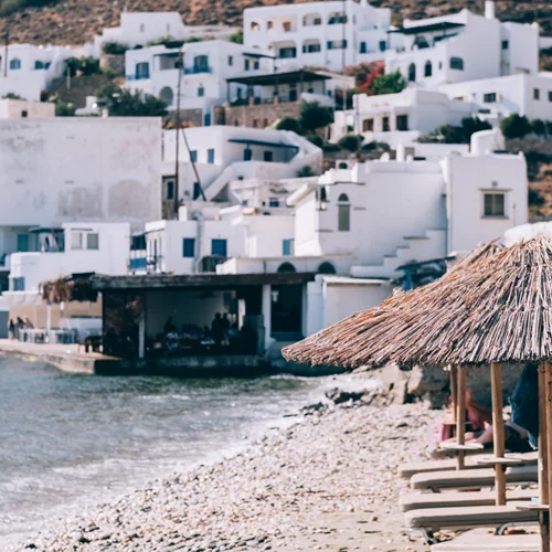 Τήνος | Άκρως δημοφιλής σε Αυστρία και Ηνωμένο Βασίλειο