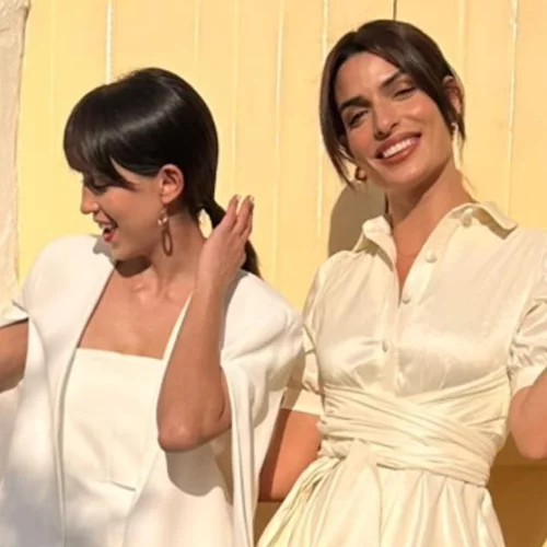 Η Τόνια Σωτηροπούλου έγινε νονά | Οι φωτογραφίες που δημοσίευσε από το μυστήριο που τελέστηκε στην Ύδρα