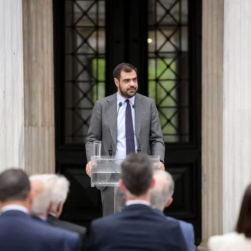 Παύλος Μαρινάκης | "Τα αίτια του δημογραφικού δεν είναι μόνο οικονομικά αλλά και κοινωνικά"