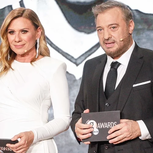 Κατερίνα Καραβάτου & Χρήστος Φερεντίνος μαζί την Καθαρά Δευτέρα | Οι φωτογραφίες με τα παιδιά της