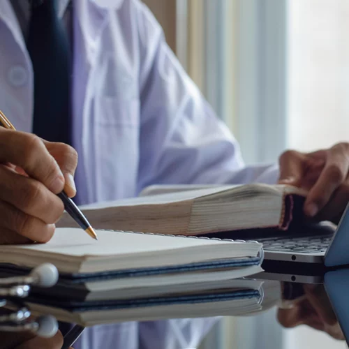 Από τους αρνητές εμβολίου στους αρνητές απογραφής | Η νέα μόδα των ψεκασμένων - Απίστευτες αναρτήσεις στο Τwitter