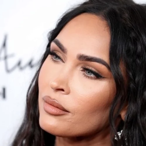 "Γουίνι το Αρκουδάκι | Αίμα και Μέλι" επικράτησε στα Χρυσά Βατόμουρα