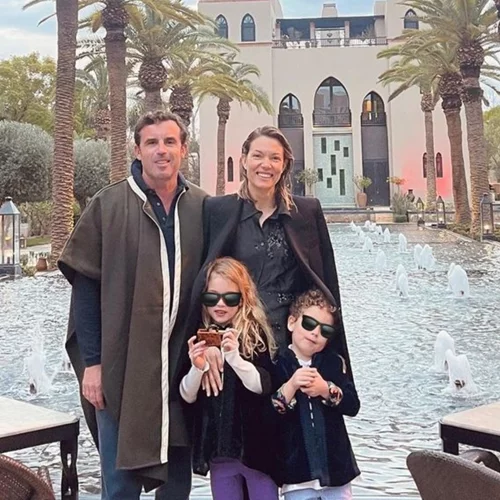 Η Βίκυ Καγιά, ο Ηλίας Κρασσάς και τα παιδιά τους ταξίδεψαν στο Μαρόκο | Το φωτογραφικό άμπλουμ της εξόρμησής τους