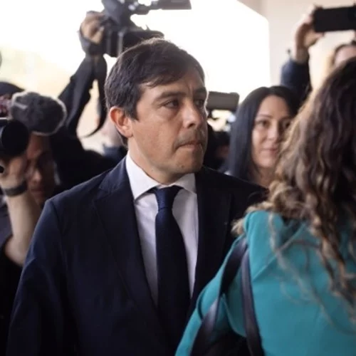 Φυλάκιση 30 μηνών σε γιατρό για την παράνομη προμήθεια κεταμίνης στον Matthew Perry