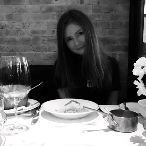 Anna Sorokin | Η ψεύτικη Γερμανίδα κληρονόμος που ξεγέλασε το Μανχάταν και ανακηρύχθηκε νο1 απατεώνισσα της σύγχρονης εποχής