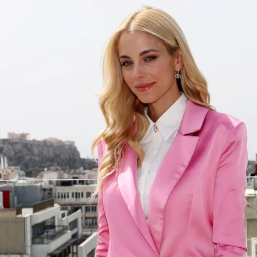 Βρήκαμε τα αγαπημένα loafers της Δούκισσας Νομικού και έχουν έκπτωση