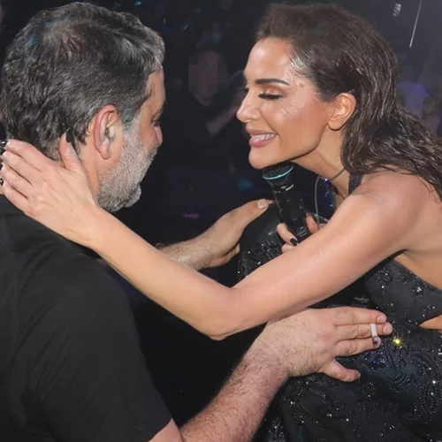 "Θα είναι τιμή για μένα να παντρέψω τη Δέσποινα Βανδή με τον Βασίλη Μπισμπίκη"