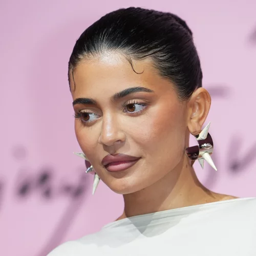 Easter Beauty Guide | Τα προϊόντα ομορφιάς που θα μετανιώσεις αν λείπουν από το νεσεσέρ των πασχαλινών διακοπών σου