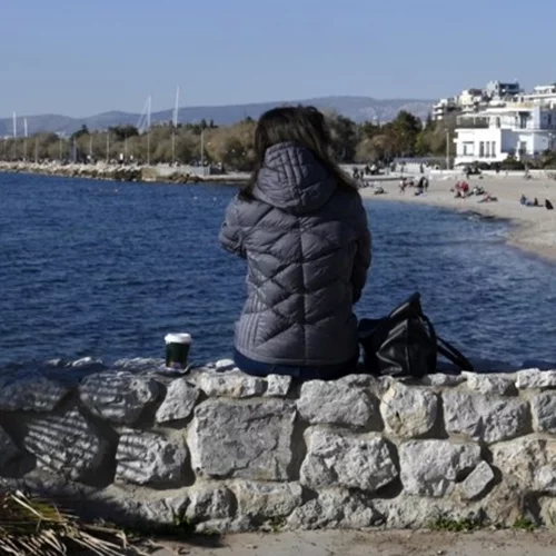 Ανεβαίνει ξανά η θερμοκρασία: 20αρια και αφρικανική σκόνη σήμερα