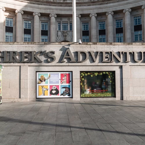 Ο πραγματικός Σρεκ | Η ιστορία του αγοριού που παραμορφώθηκε εξαιτίας μιας σπάνιας νόσου