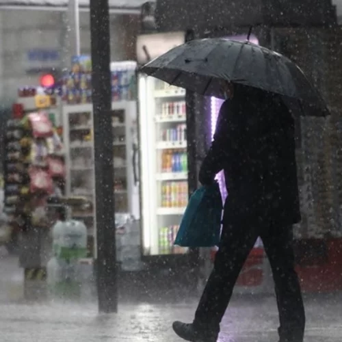 Kαιρός | Καλοκαίρι στη μισή χώρα, φθινόπωρο στην υπόλοιπη - Πέφτει έως και 8 βαθμούς η θερμοκρασία