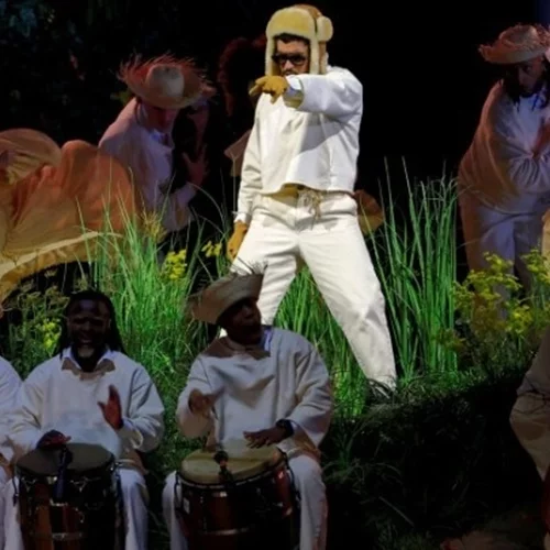 Ο σούπερ σταρ Bad Bunny επικεφαλής στο ημίχρονο του Super Bowl 2026