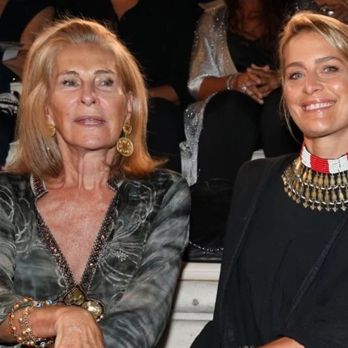 Τατιάνα Μπλάτνικ | Βραδινή έξοδος με τη μητέρα της