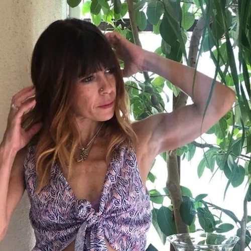 Μυρτώ Αλικάκη | Εξόρμηση στην εξοχή με τον γοητευτικό σύντροφό της