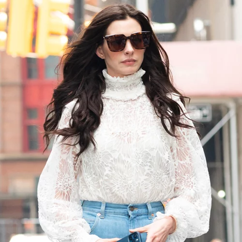 H old school γοητεία της Anne Hathaway