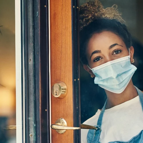 "Πόρτα" στους ανεμβολίαστους: Τι θα ισχύσει από τον φθινόπωρο σε κλειστούς χώρους, μπαρ, εστιατόρια και κέντρα διασκέδασης