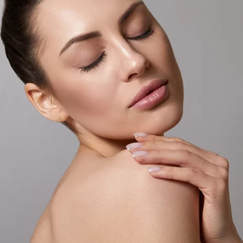 5 scrubs σώματος που μοσχοβολούν φρεσκάδα και καθαριότητα