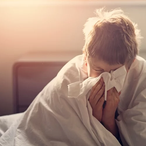 ΠΟΥ | Η μετάλλαξη Κράκεν είναι πιο μεταδοτική, αλλά όχι πιο επικίνδυνη - Εχει ανιχνευθεί σε 38 χώρες