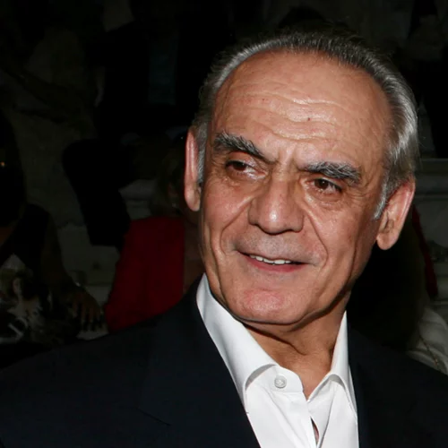 Άκης Τσοχατζόπουλος | Με τη διαθήκη αφήνει τα πάντα στη σύζυγο & τον γιο του – Γιατί αποκλήρωσε τα άλλα παιδιά του