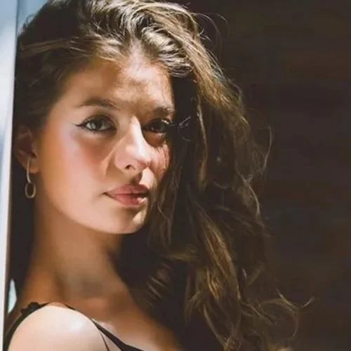 Η Εύη Δαέλη "λιώνει" στο γυμναστήριο και φαίνεται - Η σκληρή προπόνηση που ακολουθεί