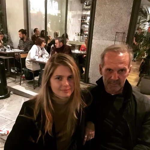 Η Αμαλία Κωστοπούλου μαγείρεψε για φίλους και είναι περήφανη για το πιάτο της