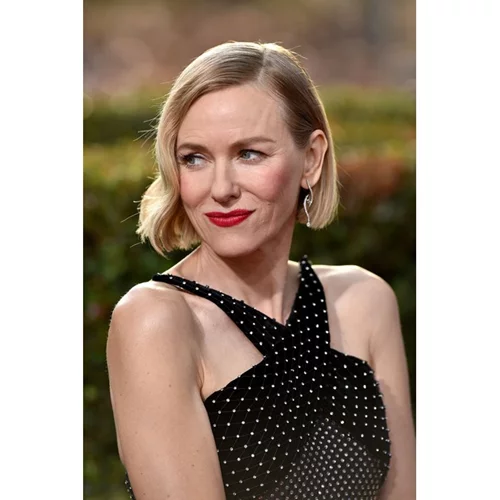 Naomi Watts | Η όμορφη φωτογραφία του γιου της για τα 13α γενέθλιά του