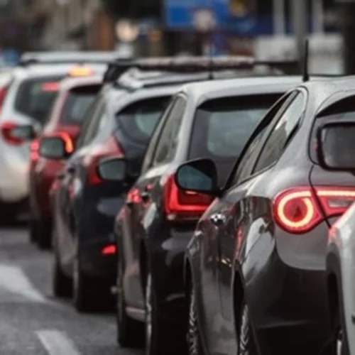 Δίμηνη παράταση στα τέλη κυκλοφορίας ανακοίνωσε ο Σταϊκούρας