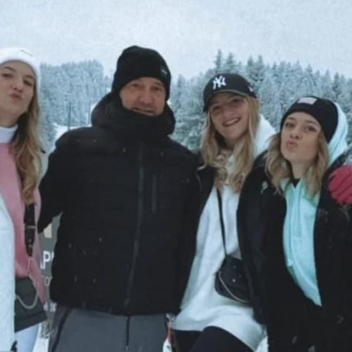 Νίκος Πλακιάς | "Μακριά τα χέρια και το στόμα από τις μάνες – Είμαστε οι πατεράδες εδώ, χτυπήστε εμάς"