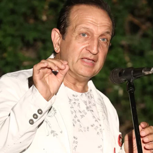 Ο Σπύρος Μπιμπίλας για τη νέα καταγγελία ηθοποιού που "παγιδεύει" gay παντρεμένους και τους εκβιάζει με φωτογραφίες